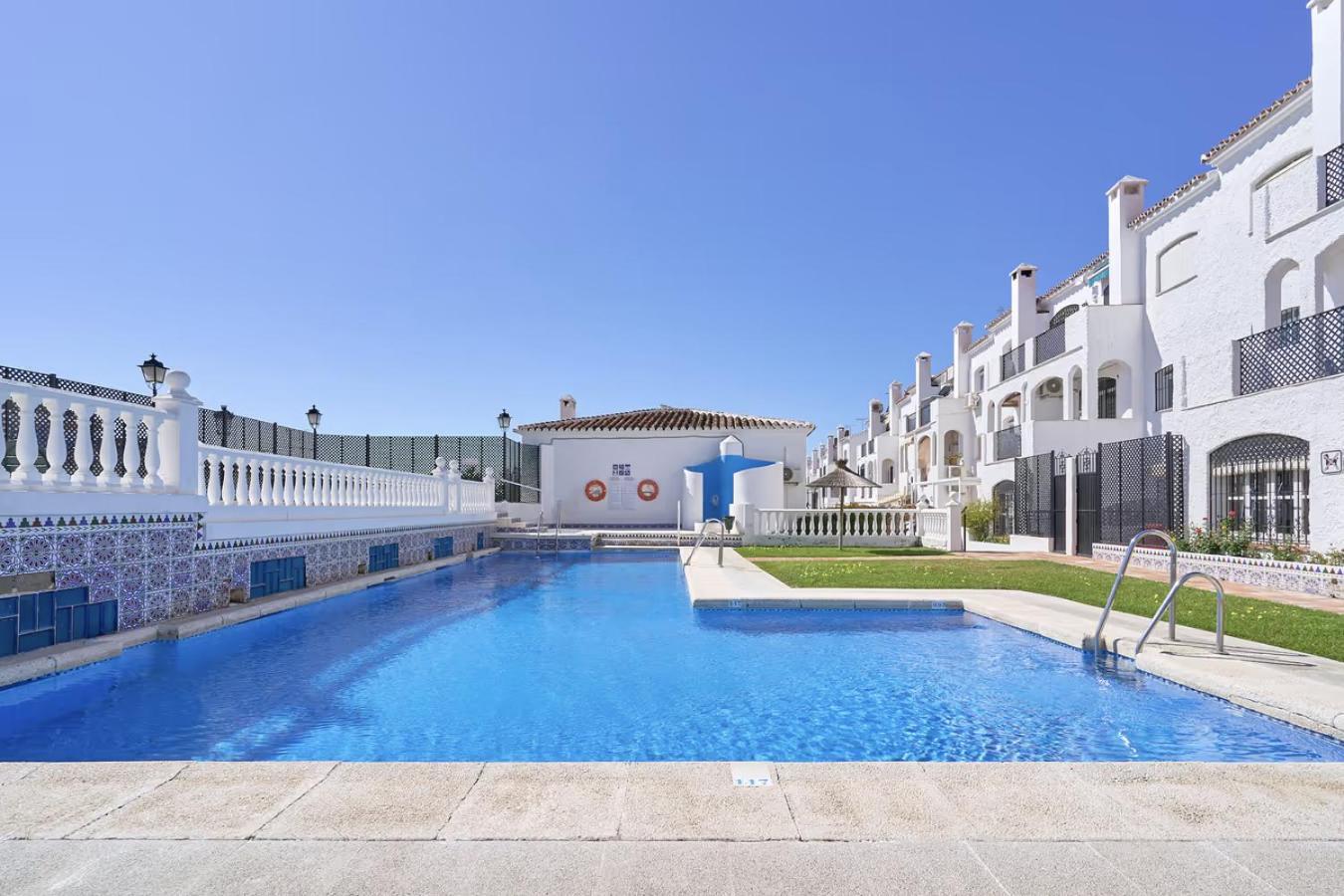 Casa Lena Town House With Pool Villa Nerja Kültér fotó